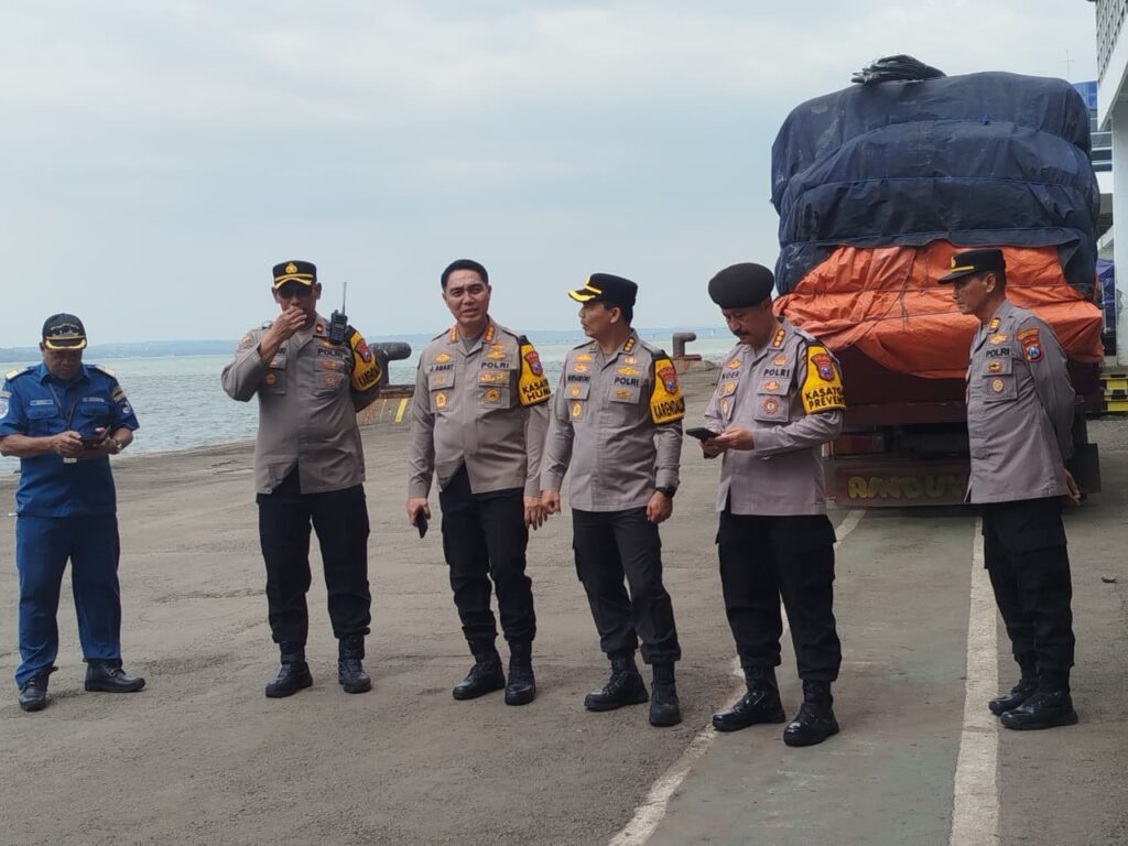 Jelang Mudik Lebaran, Polda Jatim Cek Kesiapan Pos Terpadu di Pelabuhan Tanjung Perak*