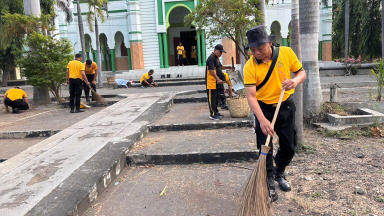 Sambut Hari Bhayangkara ke-80, Polres Probolinggo Gelar Bakti Religi*